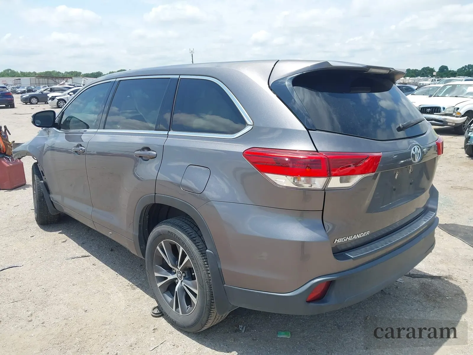2018 Toyota Highlander LE
