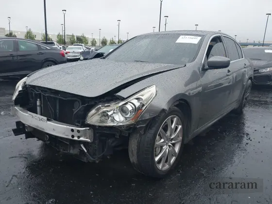 2012 Infiniti G37 Journey