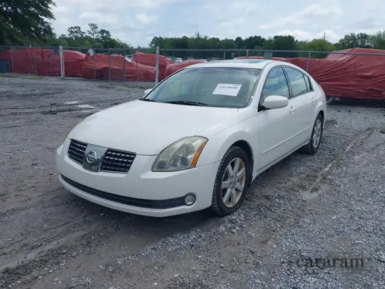 2005 Nissan Maxima SE