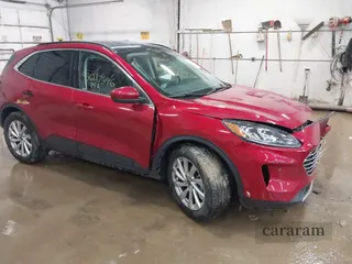 2021 Ford Escape Titanium