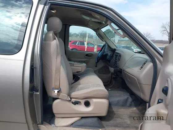 2003 Ford F-150 XL