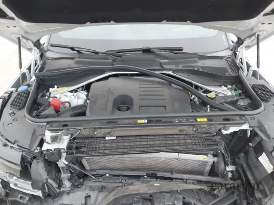 2024 Land Rover Range Rover SE