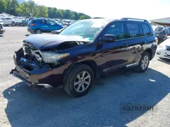 2013 Toyota Highlander SE