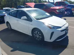 2021 Toyota Prius LE