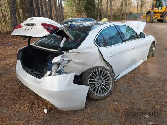 2020 Alfa Romeo Giulia Ti