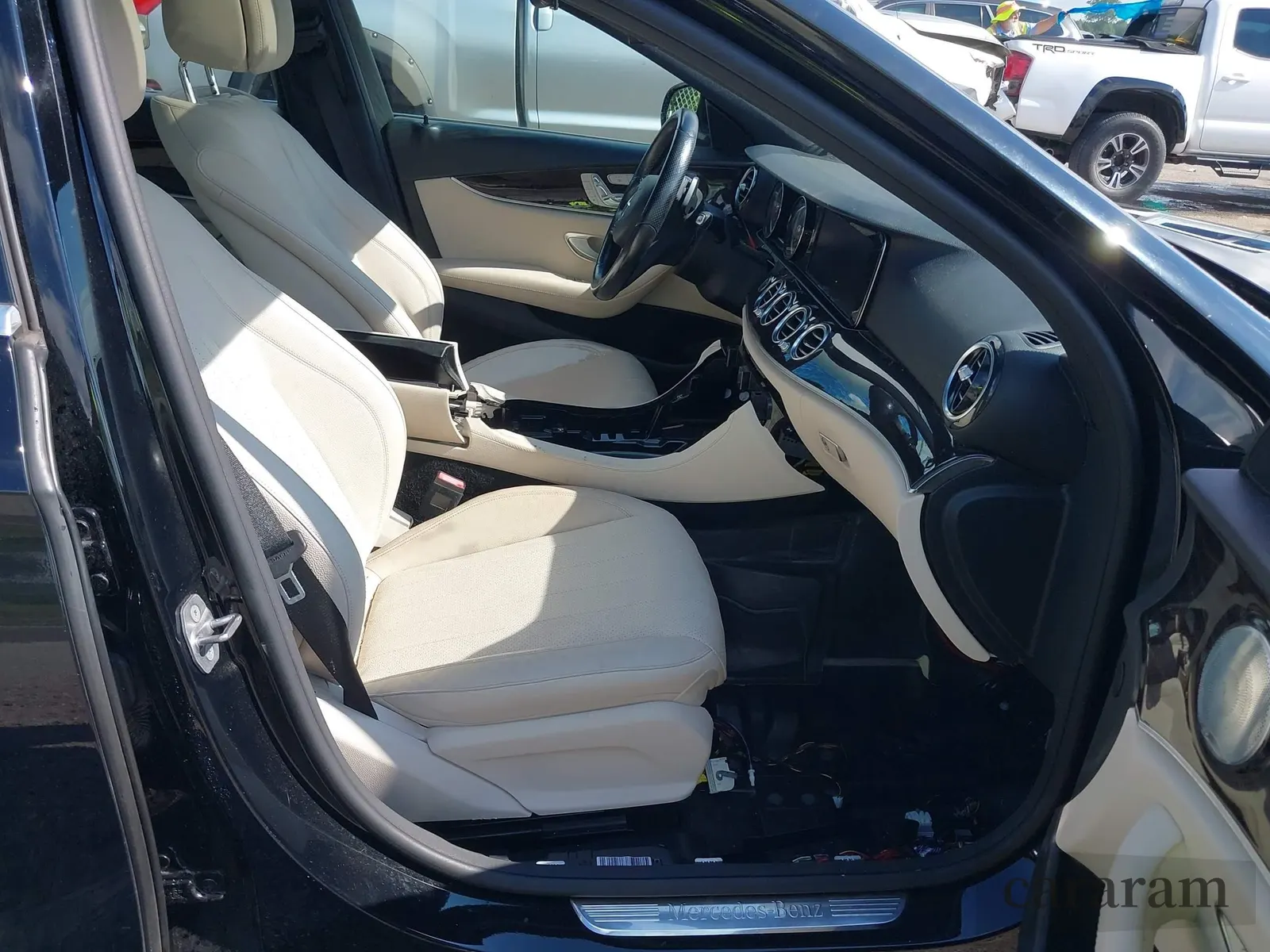 2017 Mercedes-Benz E 300 Luxury