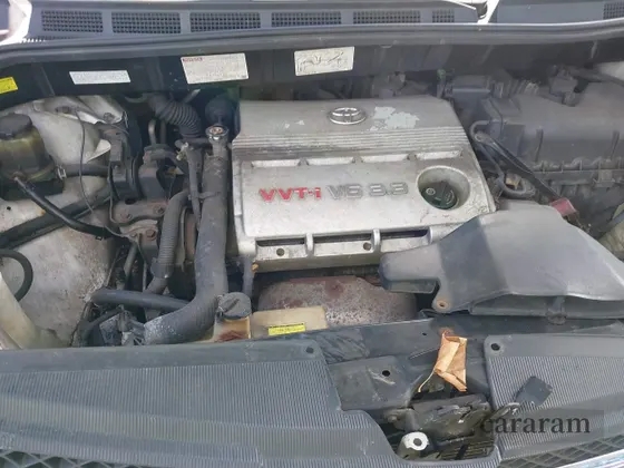 2005 Toyota Sienna XLE
