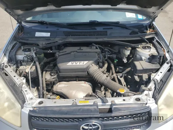 2004 Toyota RAV4