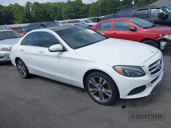 2015 Mercedes-Benz C 300 Luxury