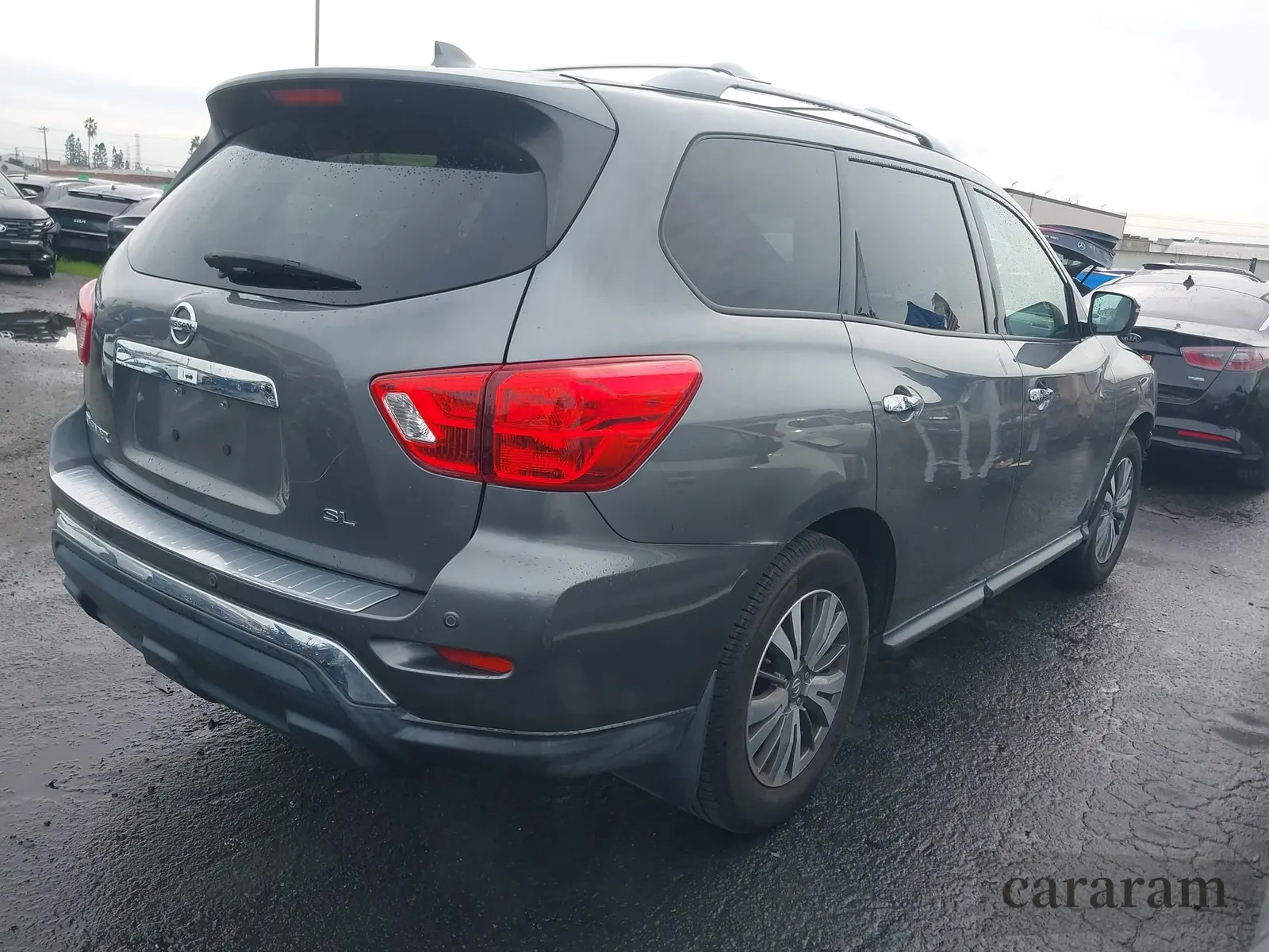 2020 Nissan Pathfinder SL
