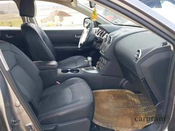 2011 Nissan Rogue SV