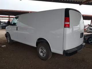 2023 GMC Savana Cargo