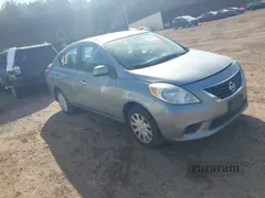 2012 Nissan Versa SV