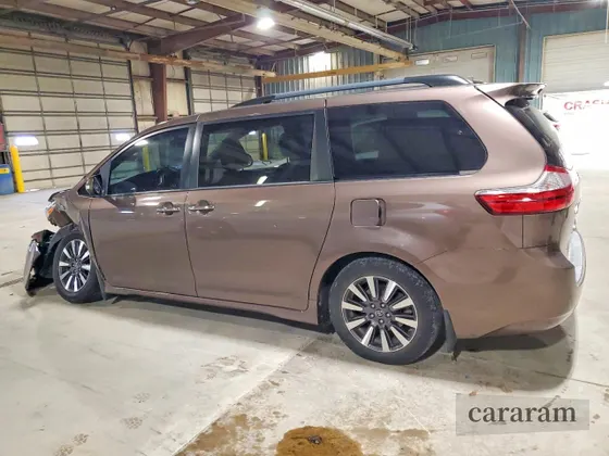 2018 Toyota Sienna Limited Premium