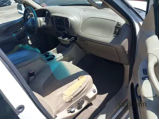 2002 Ford Expedition Eddie Bauer