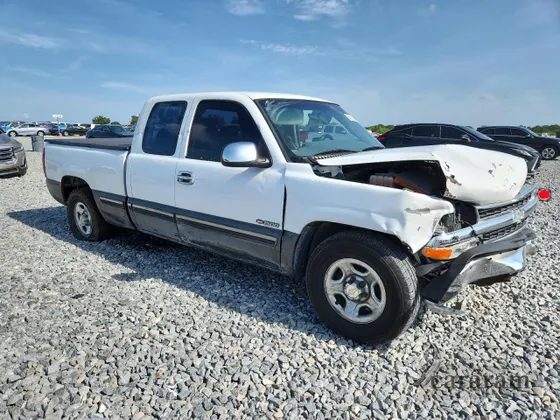 2001 Chevrolet Silverado 1500 LS