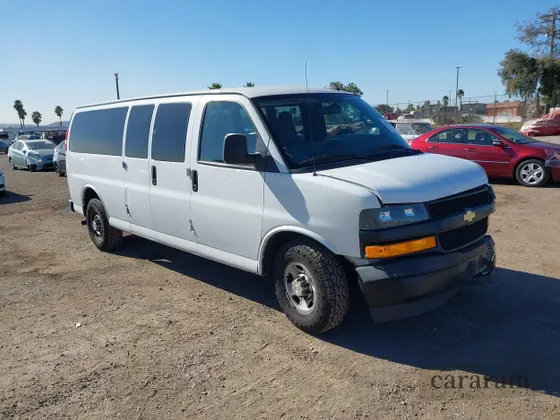 2019 Chevrolet Express Passenger LS
