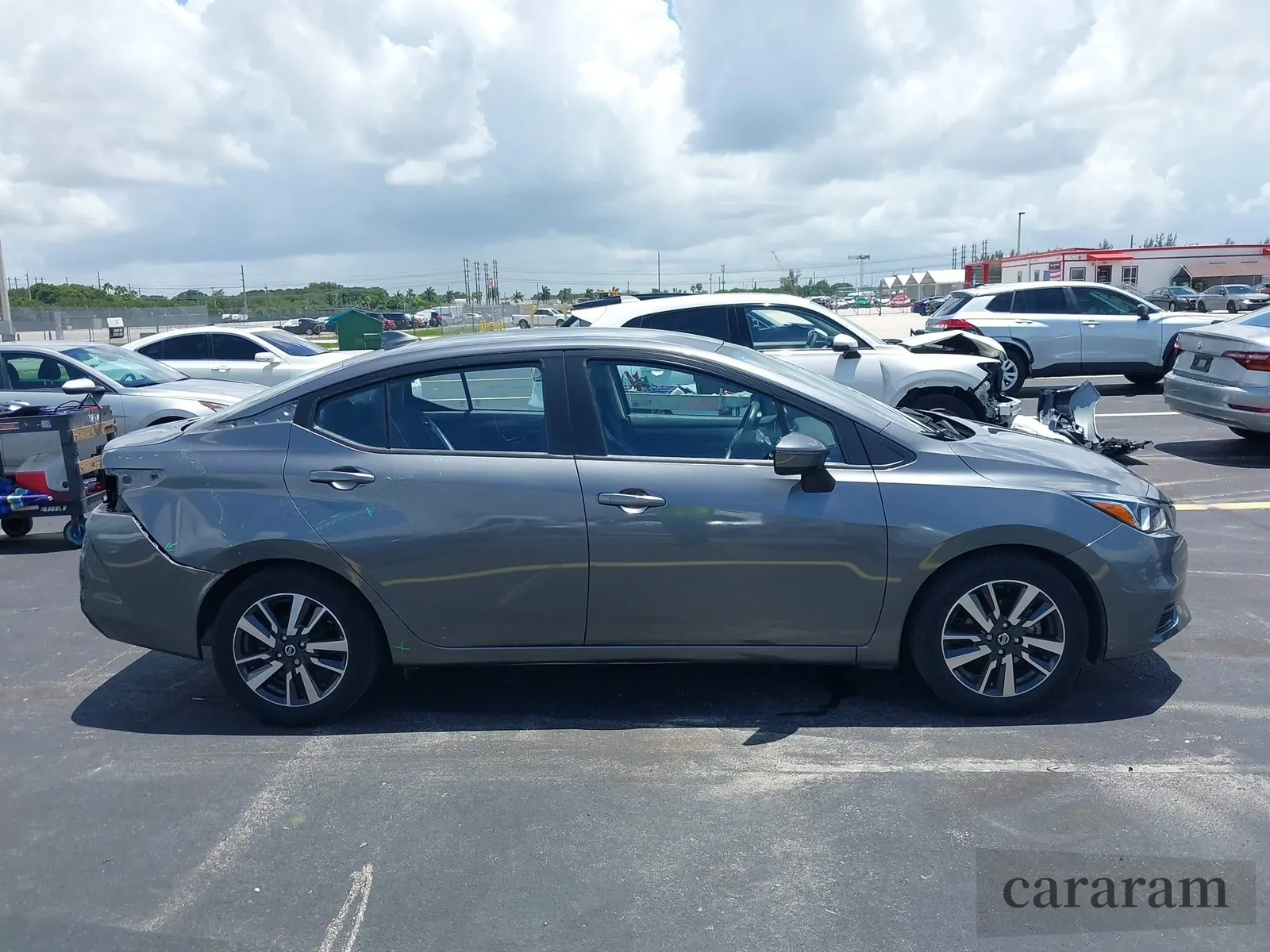 2020 Nissan Versa SV