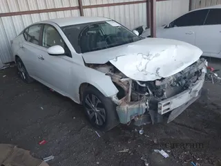 2019 Nissan Altima S