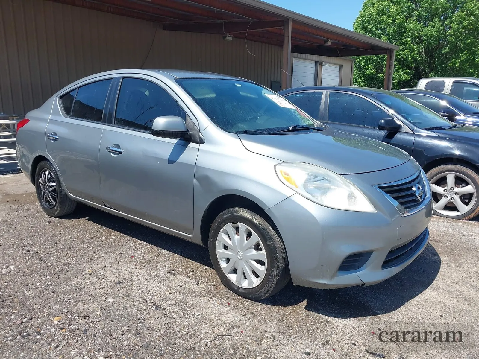 2012 Nissan Versa SL