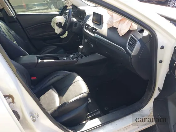 2018 Mazda 3 Touring