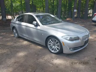 2011 BMW 5 Series 550i xDrive