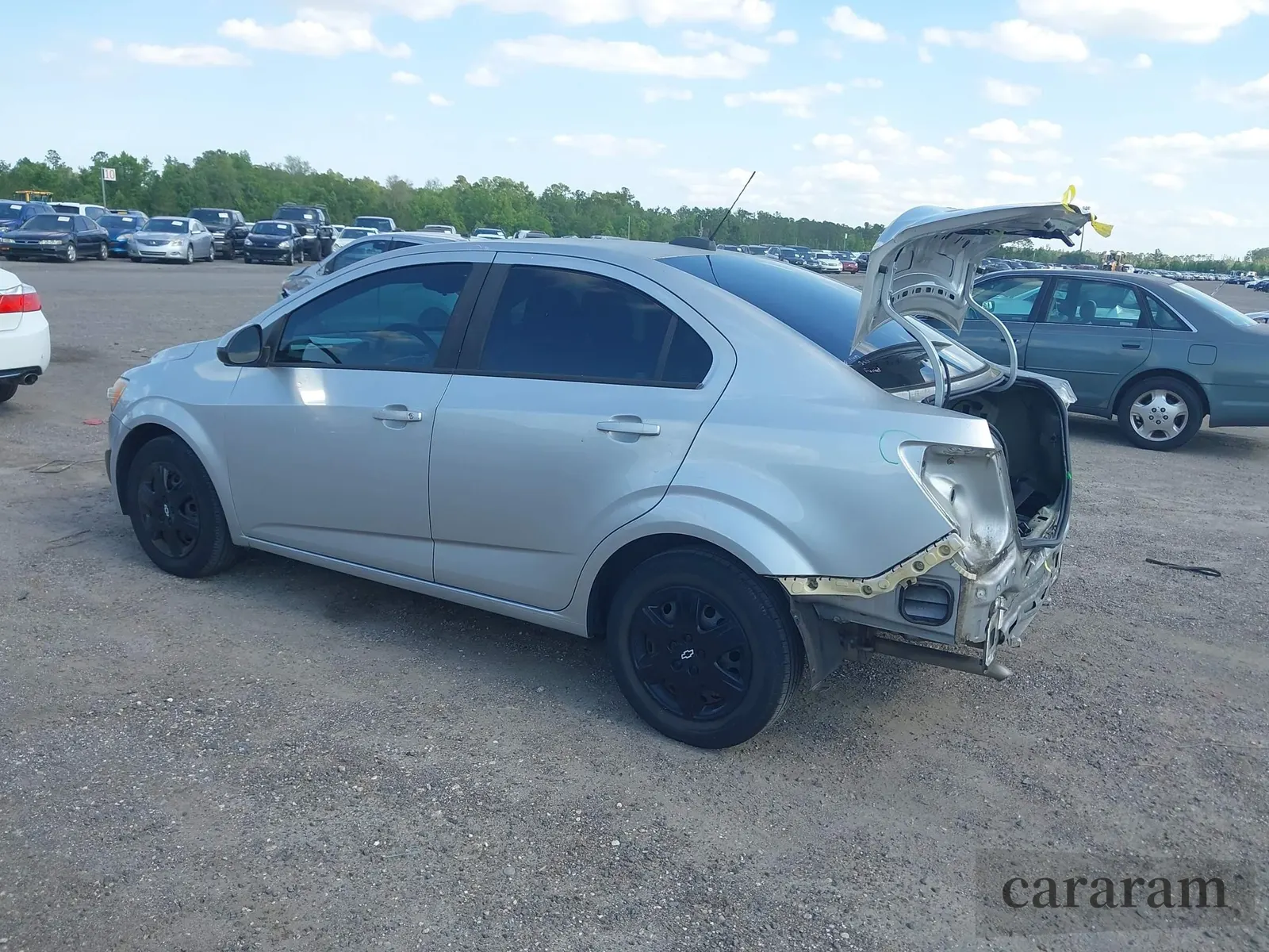 2015 Chevrolet Sonic LS