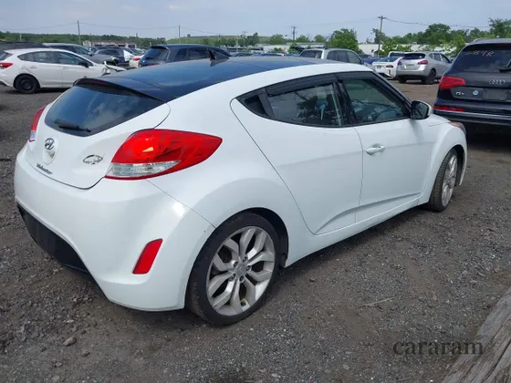 2013 Hyundai Veloster