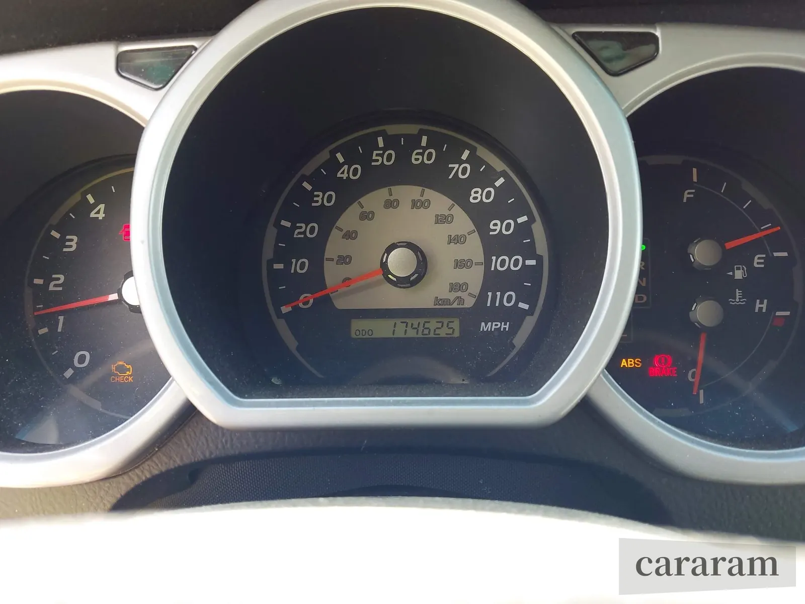 2004 Toyota 4Runner SR5