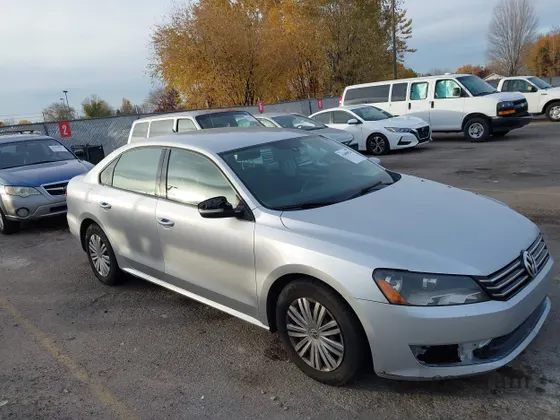 2014 Volkswagen Passat S