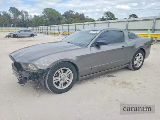 2014 Ford Mustang V6