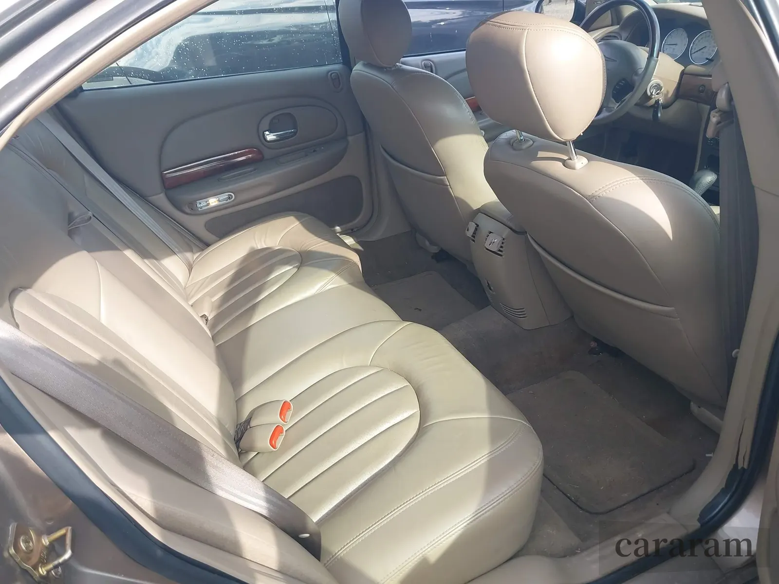 2001 Chrysler LHS
