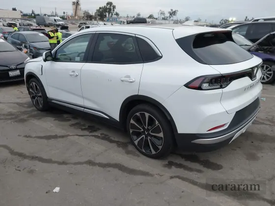 2024 VinFast VF 8 Plus