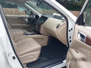 2018 Nissan Pathfinder SV