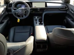 2023 Toyota Crown Platinum