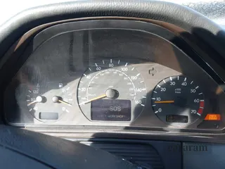 2001 Mercedes-Benz E 320
