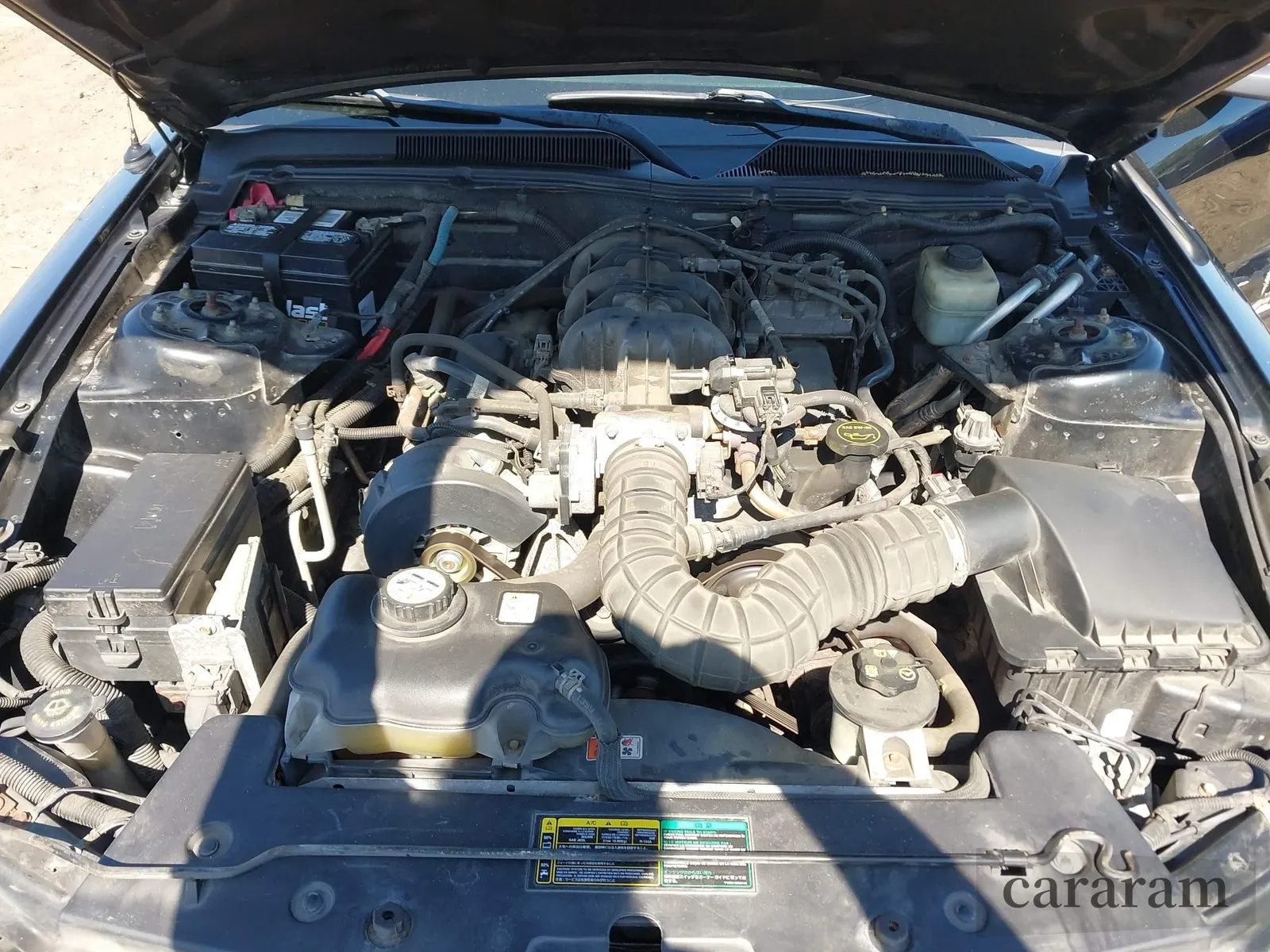 2005 Ford Mustang Deluxe