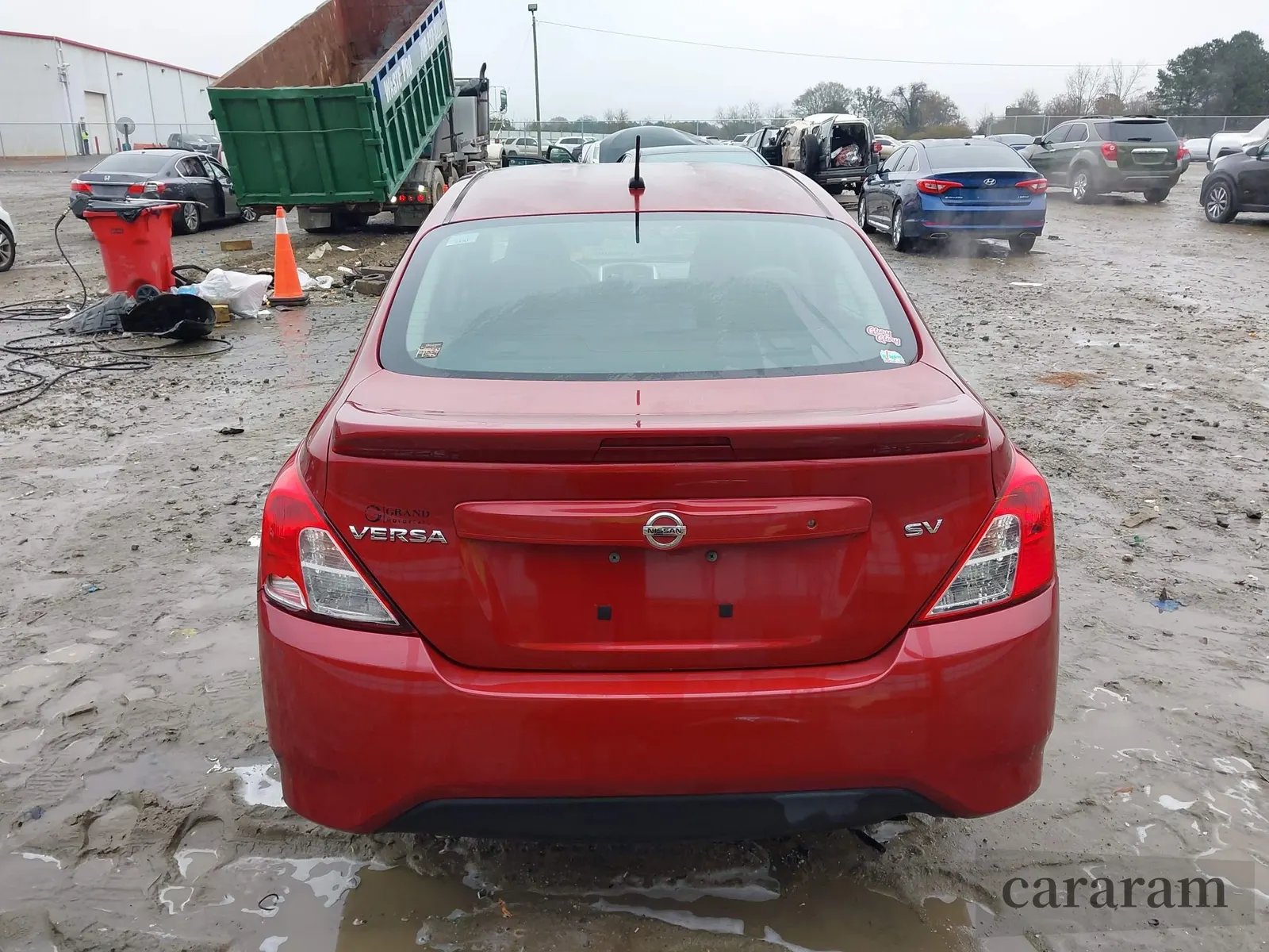 2018 Nissan Versa SV