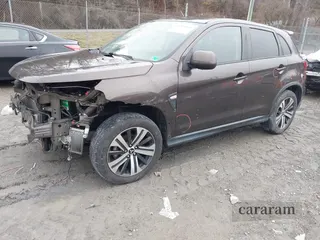 2020 Mitsubishi Outlander ES