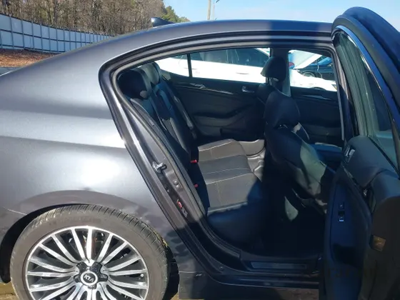 2015 Kia Cadenza Premium
