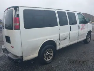 2013 GMC Savana Cargo