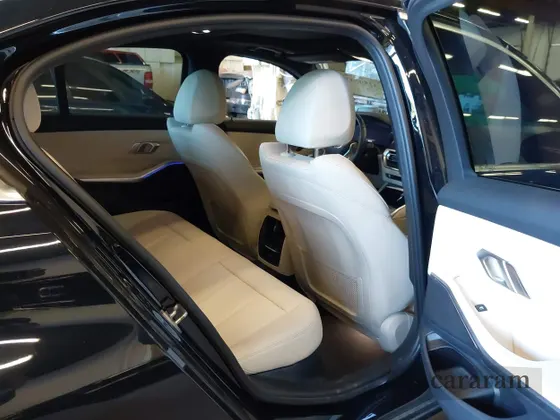 2021 BMW 3 Series 330i xDrive
