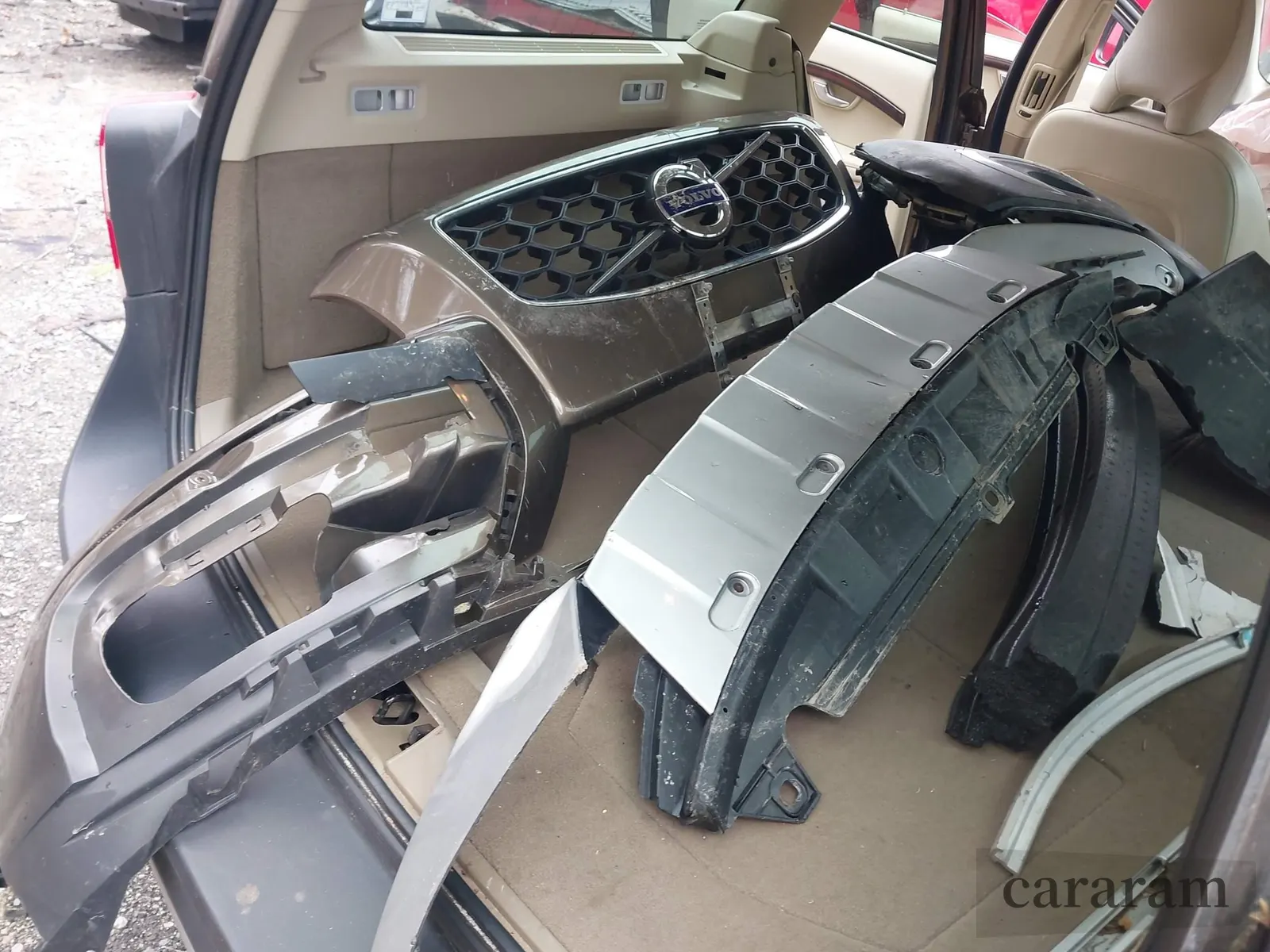 2015 Volvo XC70 T6 Platinum