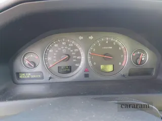 2004 Volvo S60