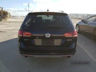 2018 Volkswagen Golf S