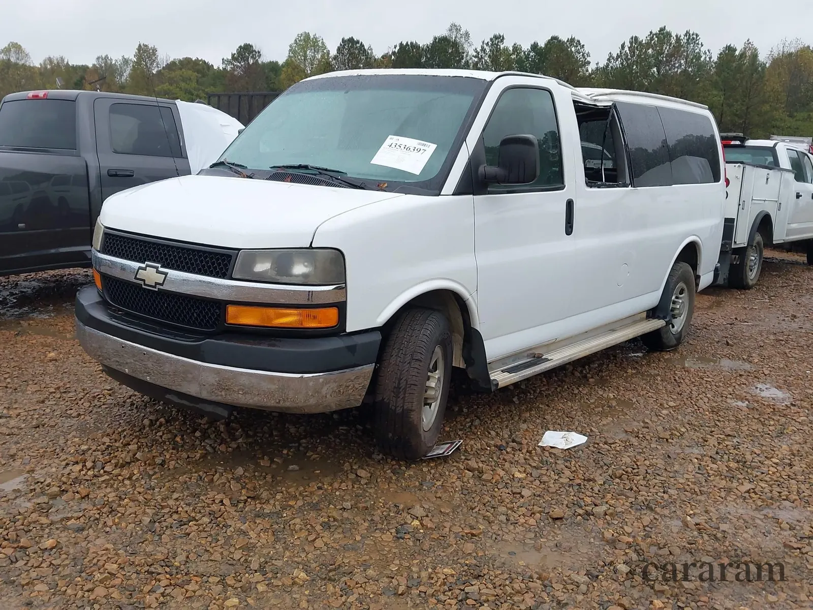 2014 Chevrolet Express Passenger LT