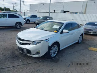 2013 Toyota Avalon XLE