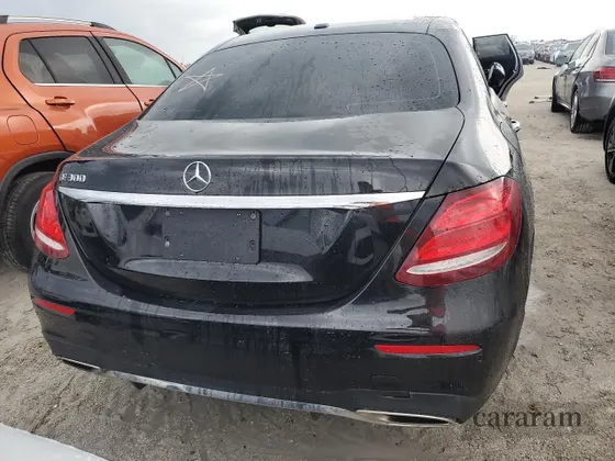 2017 Mercedes-Benz E 300 Luxury
