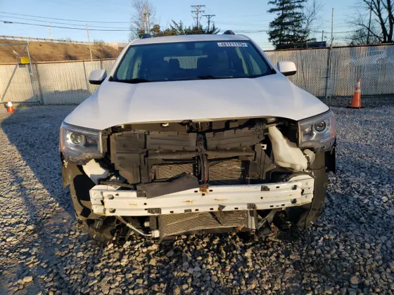 2019 GMC Acadia SLE