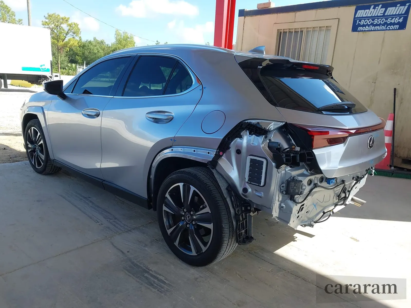 2025 Lexus UX 300h